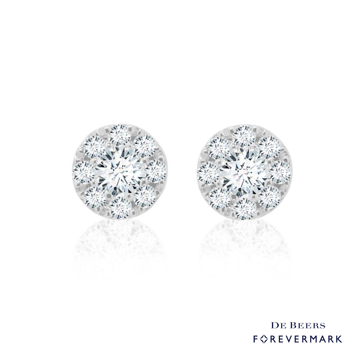 18 KT Yellow Gold Oval Diamond Stud Earrings | Tanishq