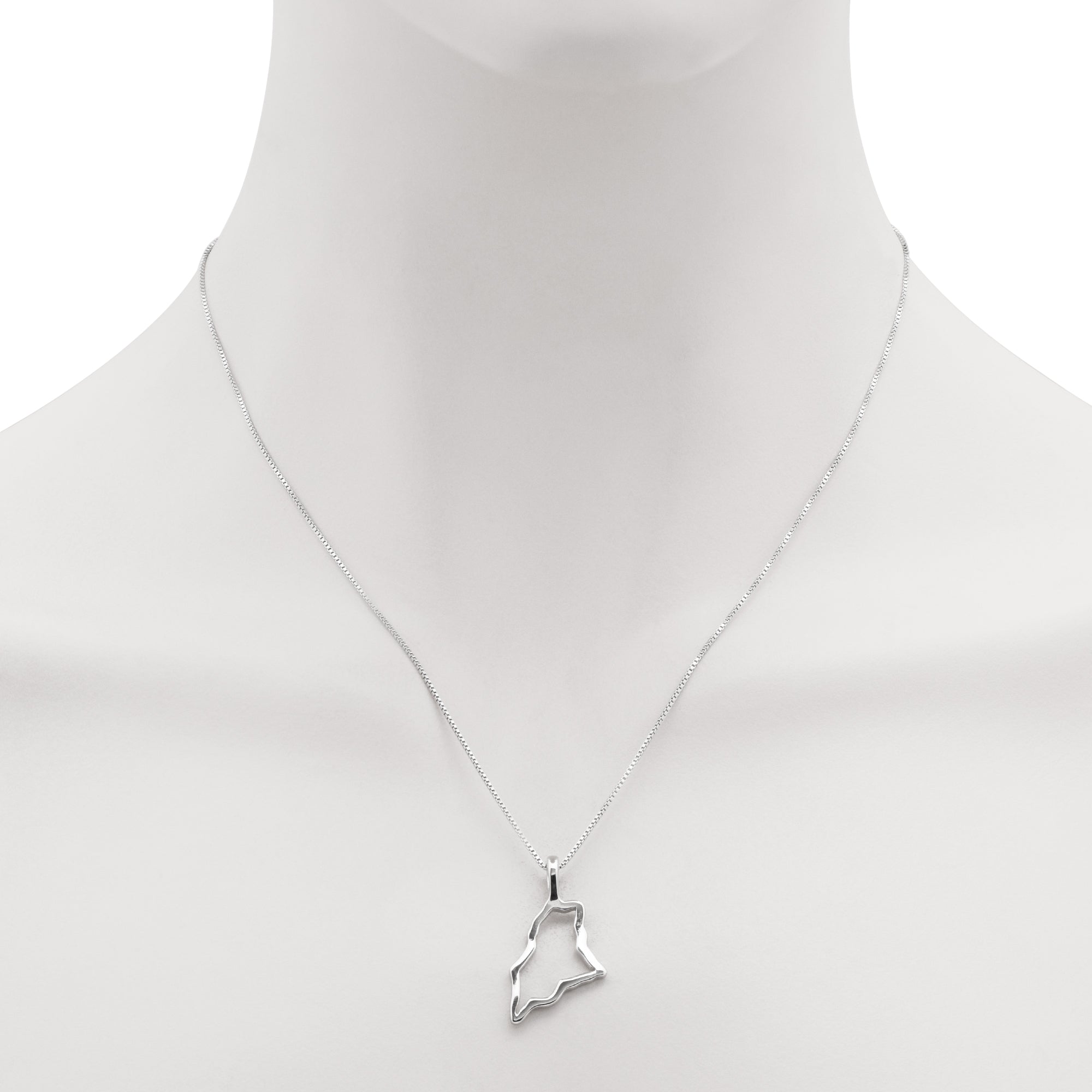 Maine Necklace in Sterling Silver