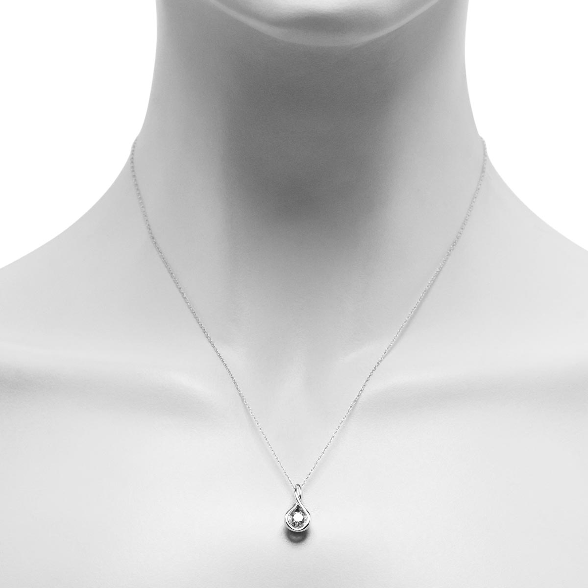 Diamond Solitaire Twist Necklace in 14kt White Gold (1/2ct)