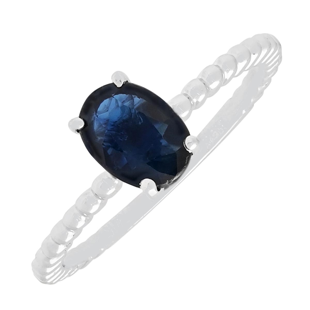 Oval Sapphire Ring in 14kt White Gold