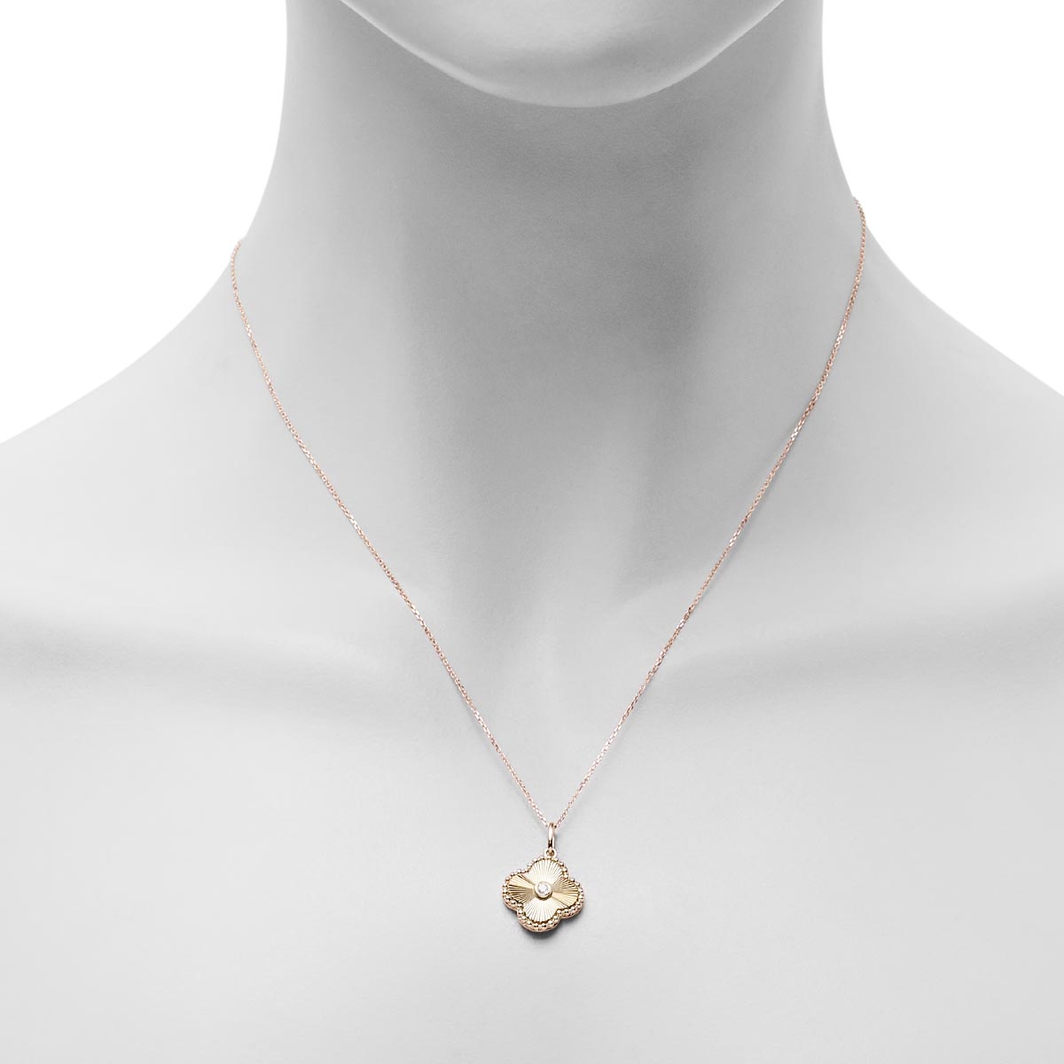 Diamond Clover Necklace in 10kt Yellow Gold (1/20ct tw)