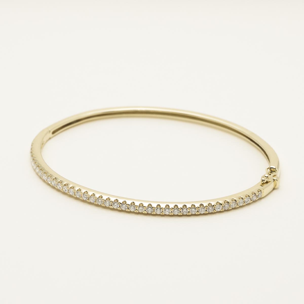 Dabakarov Diamond Bangle Bracelet in 14kt Yellow Gold (7/8ct tw)