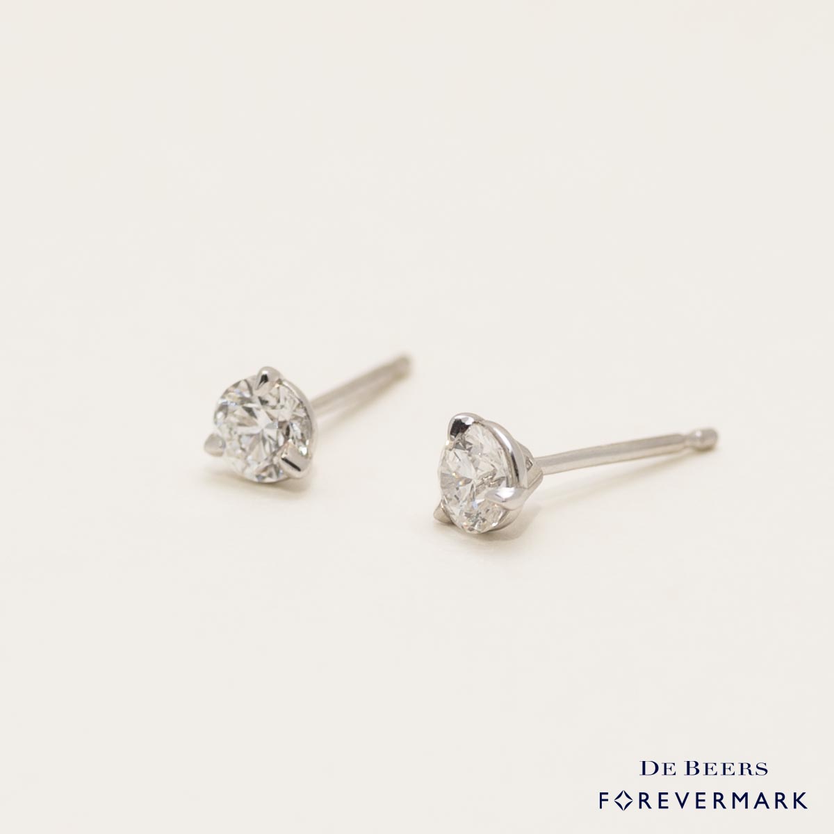 De Beers Forevermark Diamond Martini Style Stud Earrings in 18kt White Gold (3/8ct tw)