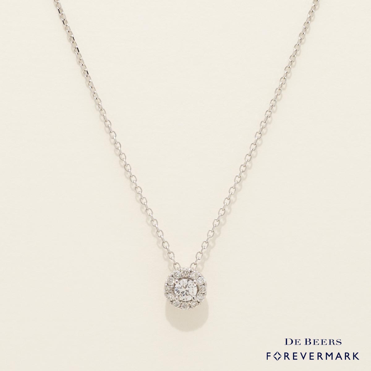 Forevermark Center of my Universe Diamond Halo Necklace in 18kt White Gold (1/7ct tw)