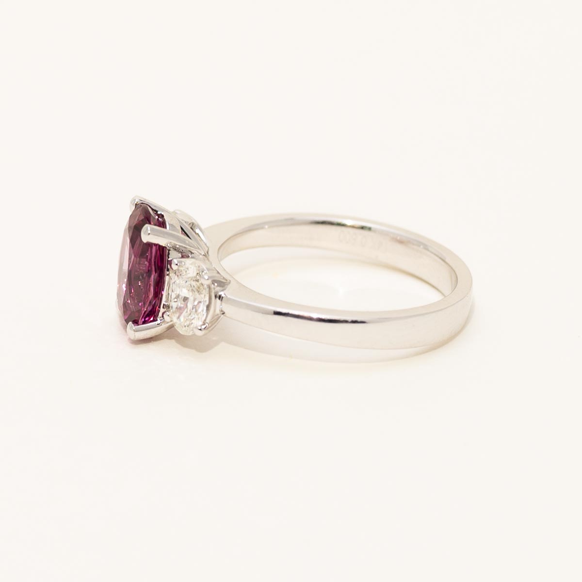 Oval Rhodolite Garnet Three Stone Ring in 14kt White Gold with Diamonds (5/8ct tw)