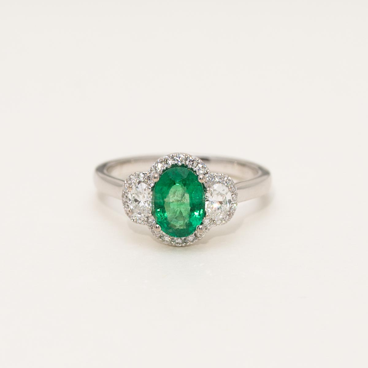 Oval Emerald Ring in 18kt White Gold with Diamonds (1/2ct tw)