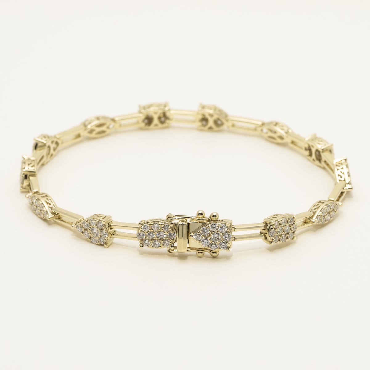 Dabakarov Multi Shape Diamond Link Bracelet in 14kt Yellow Gold (2 1/4ct tw)