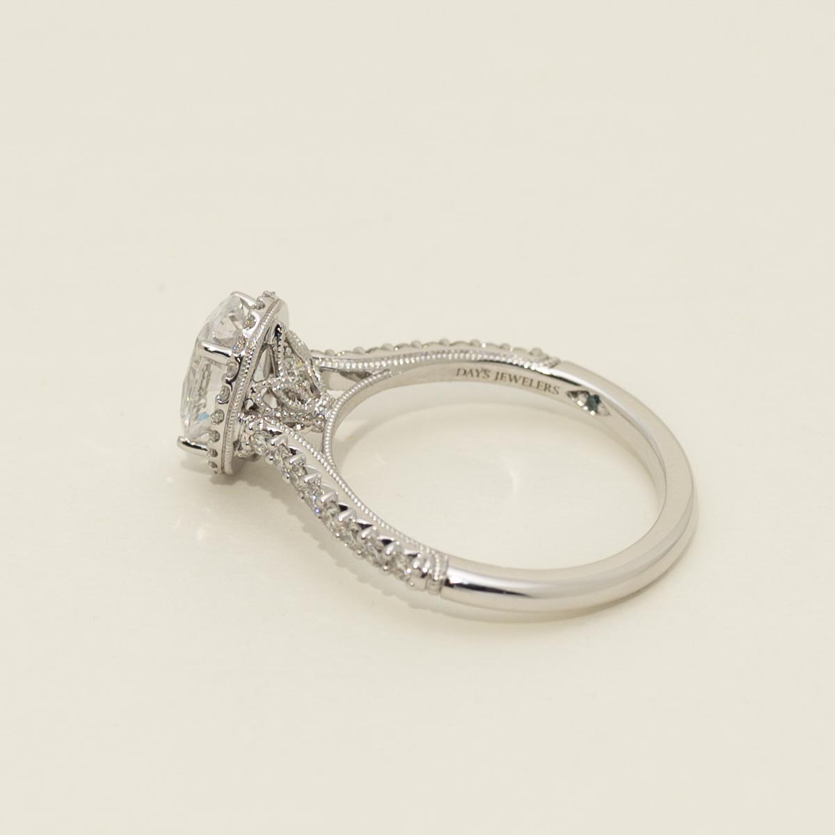 Diamond Halo Engagement Ring Setting in 14kt White Gold (3/8ct tw)