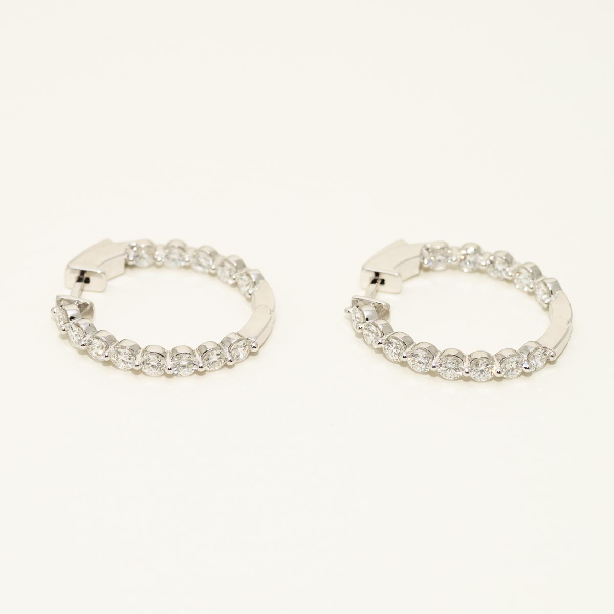 Lab Grown Diamond Inside Out Hoop Earrings in 14kt White Gold (3ct tw)