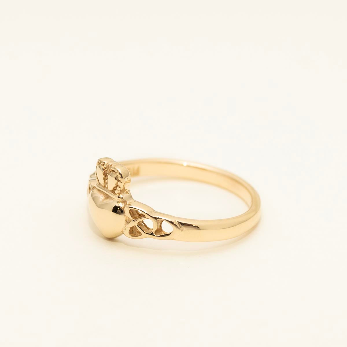 Claddagh Trinity Knot Ring in 14kt Yellow Gold