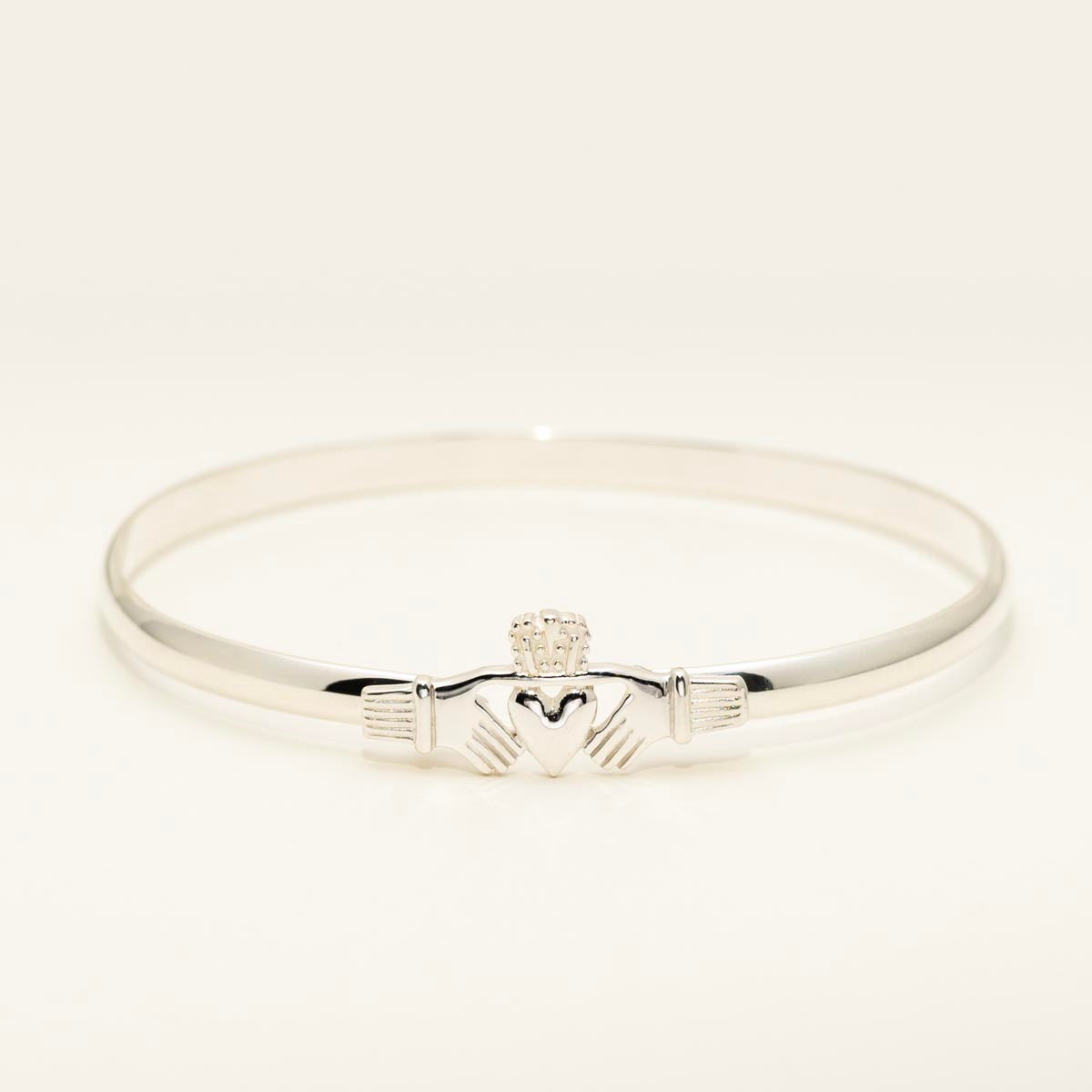 Claddagh Bangle Bracelet in Sterling Silver