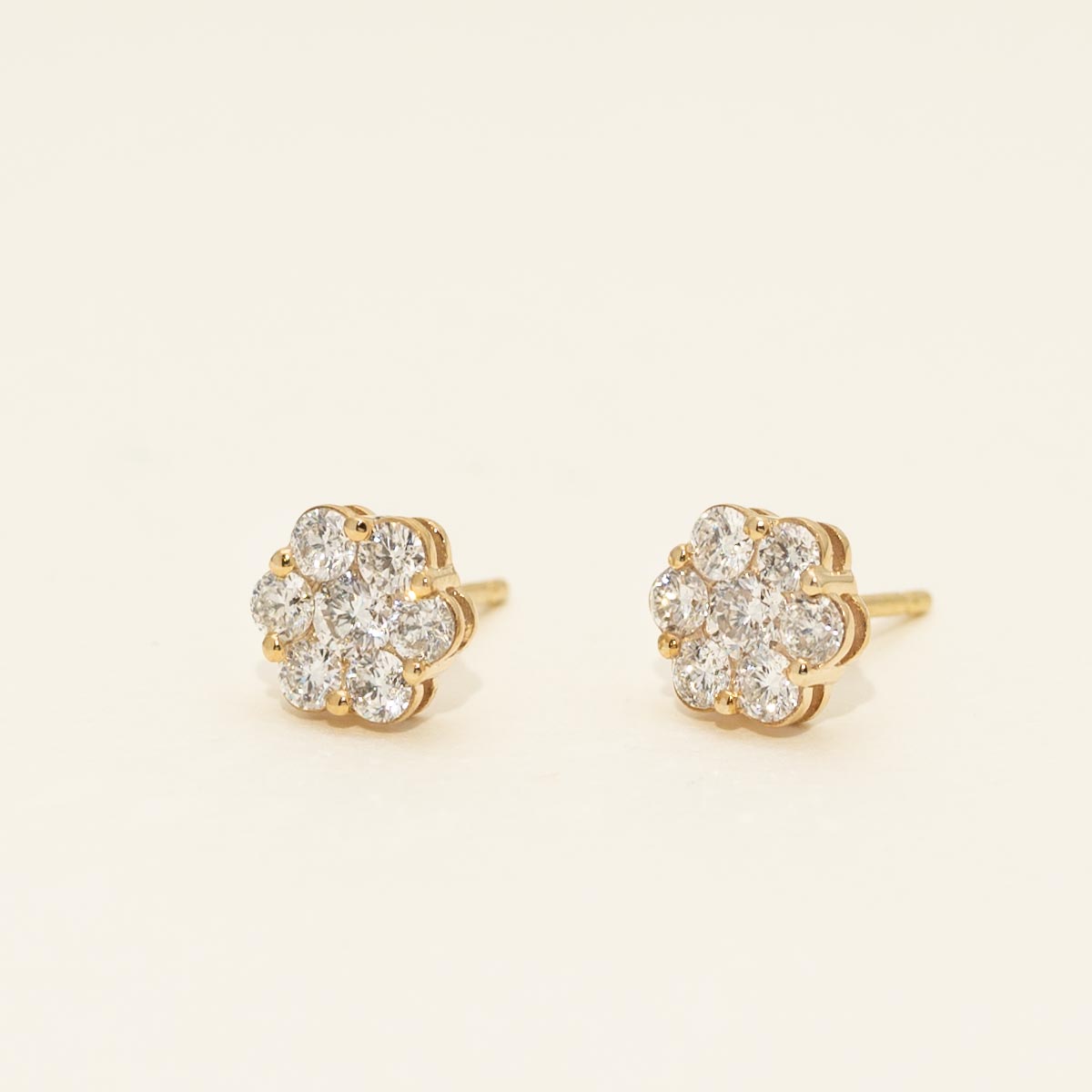 Diamond Fashion Stud Earrings in 10kt Yellow Gold (1ct tw)