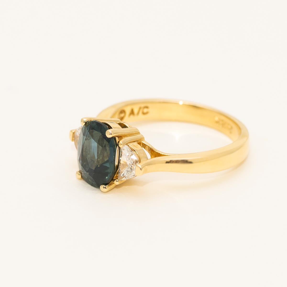 Oval Unheated Teal Blue Sapphire Ring in 18kt Yellow Gold with Diamonds (3/8ct tw)