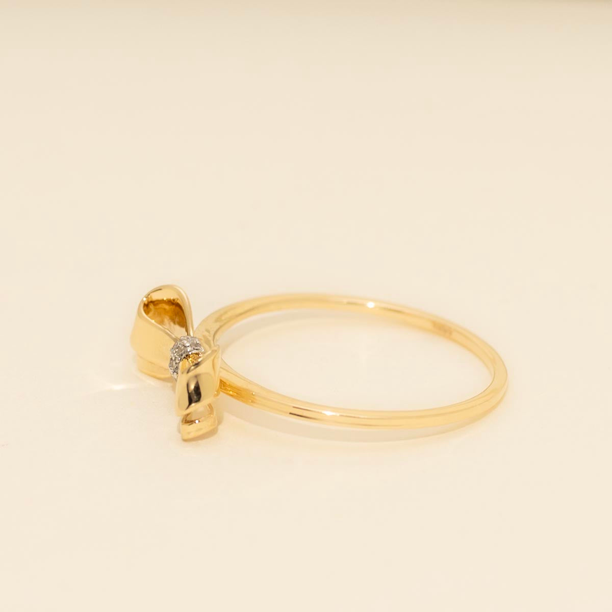 Bow Ring in 14kt Yellow Gold with Diamonds (.04ct tw)