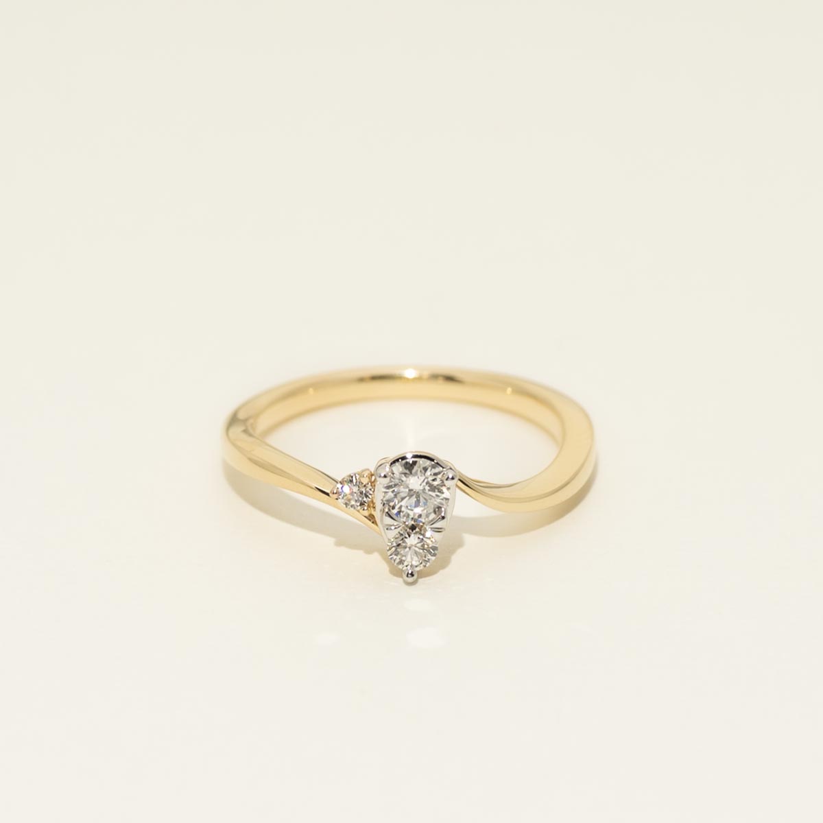 Diamond Pear Shaped Fashion Ring in 14kt Yellow Gold (1/3ct tw)