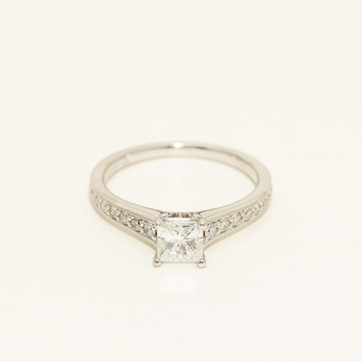 Princess Cut Diamond Engagement Ring in Platinum (1ct tw)