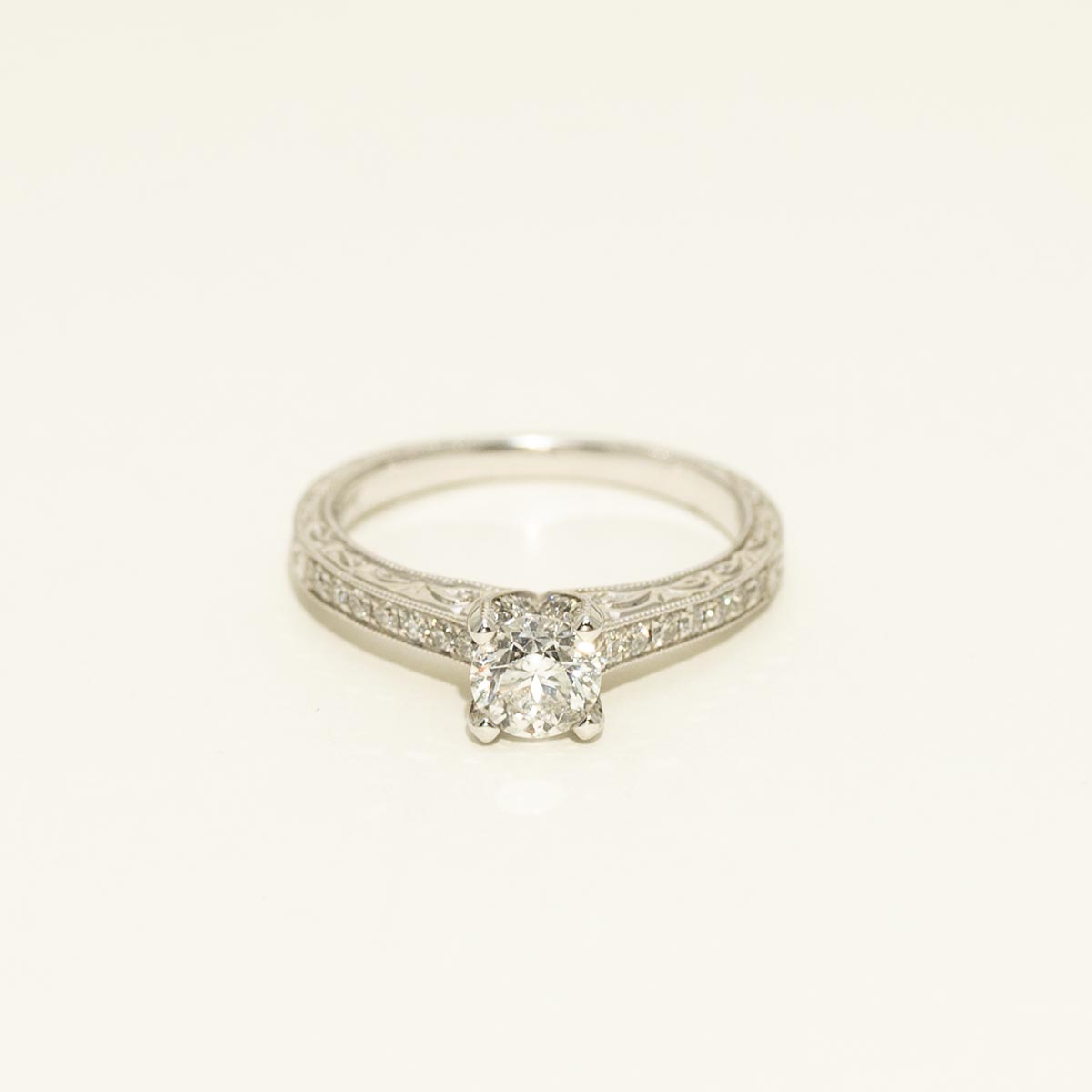 Diamond Vintage Inspired Engagement Ring in 14kt White gold (3/4ct tw)