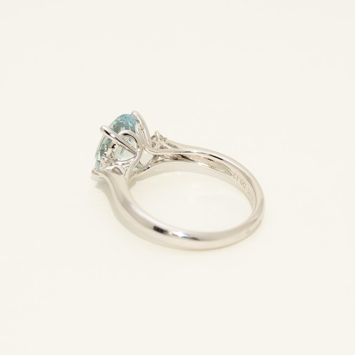 Oval Aquamarine Ring in 14kt White Gold with Diamonds (1/7ct tw)