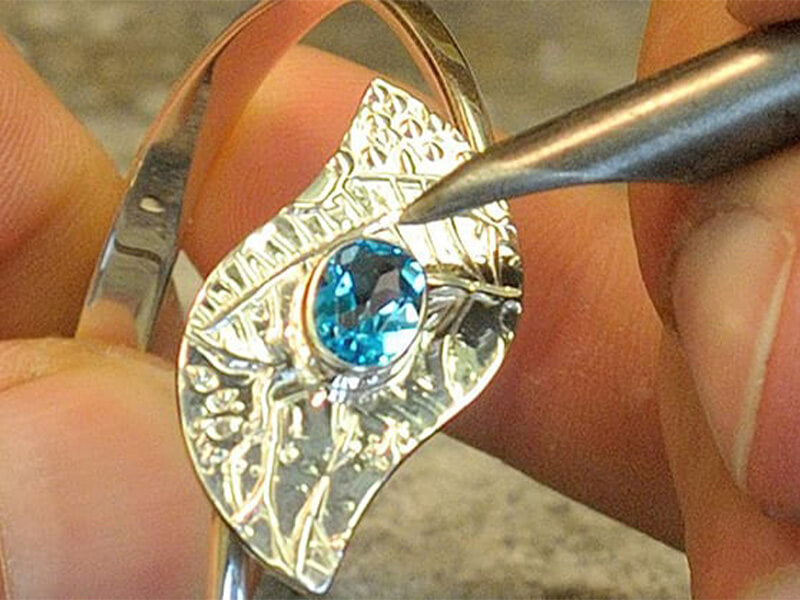 Jewelry Restoration & Watch Repair – Day's Jewelers